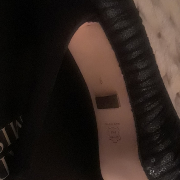 Badgley Mischka black heels - Picture 4 of 8